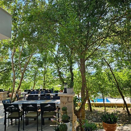 Green Hill Apartments Улцинь Экстерьер фото