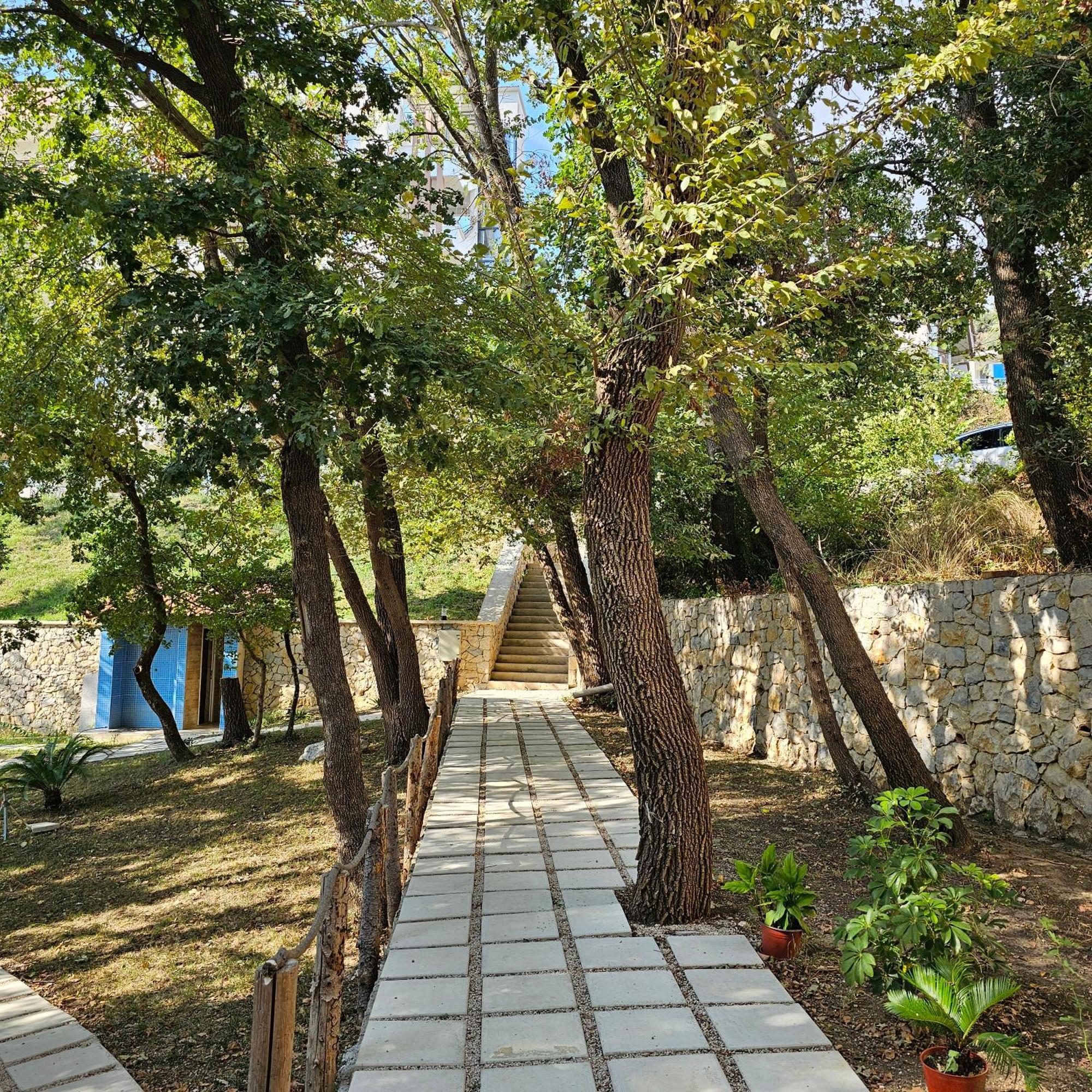 Green Hill Apartments Улцинь Экстерьер фото